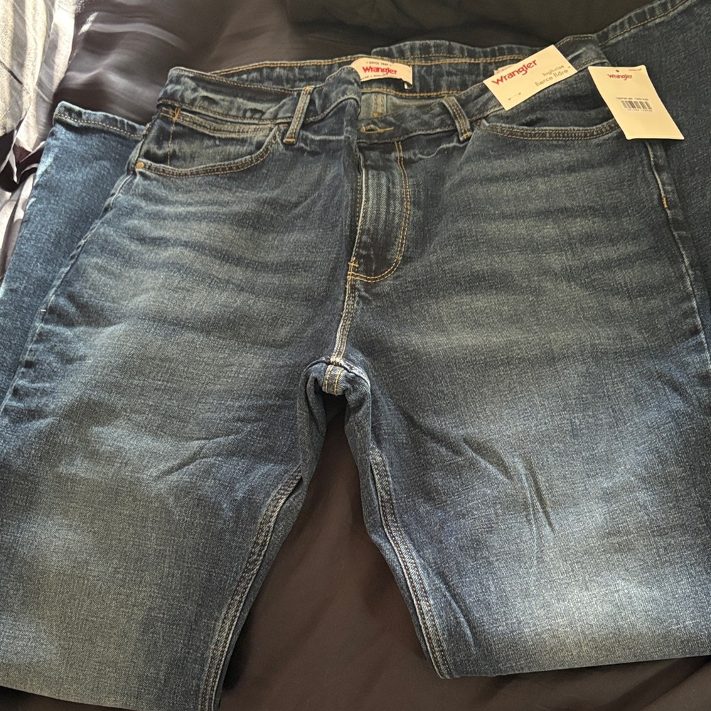 Wrangler Women’s High-Rise Fierce Flare